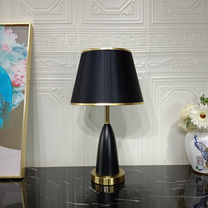 Creative Bedroom Bedside Lamp Metal Decorative Table Lamp